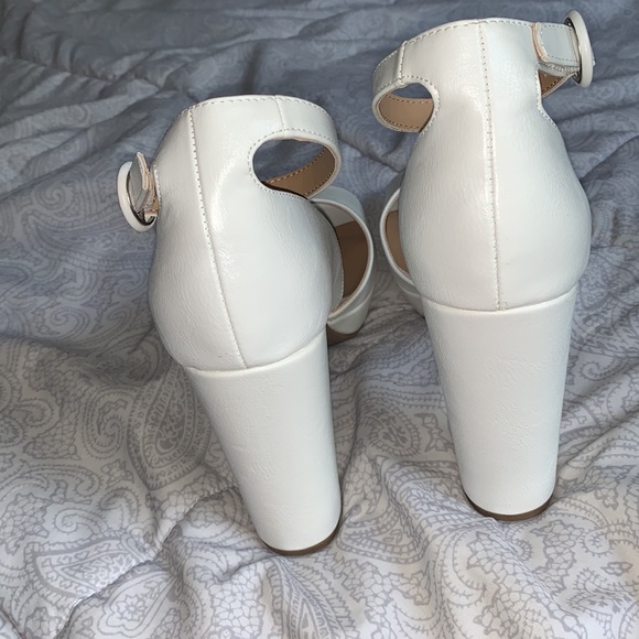 Platform block heel - Picture 4 of 5